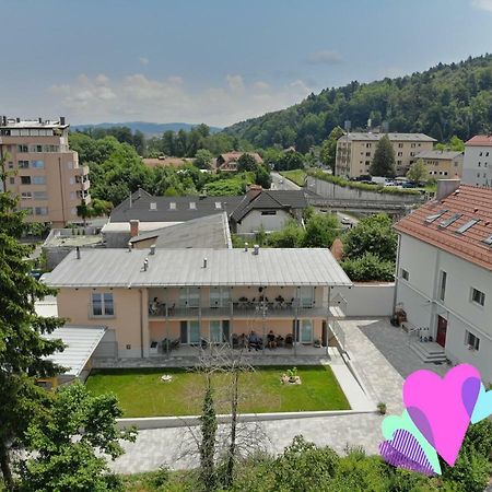 Accommodation Baron Ljubljana Kültér fotó