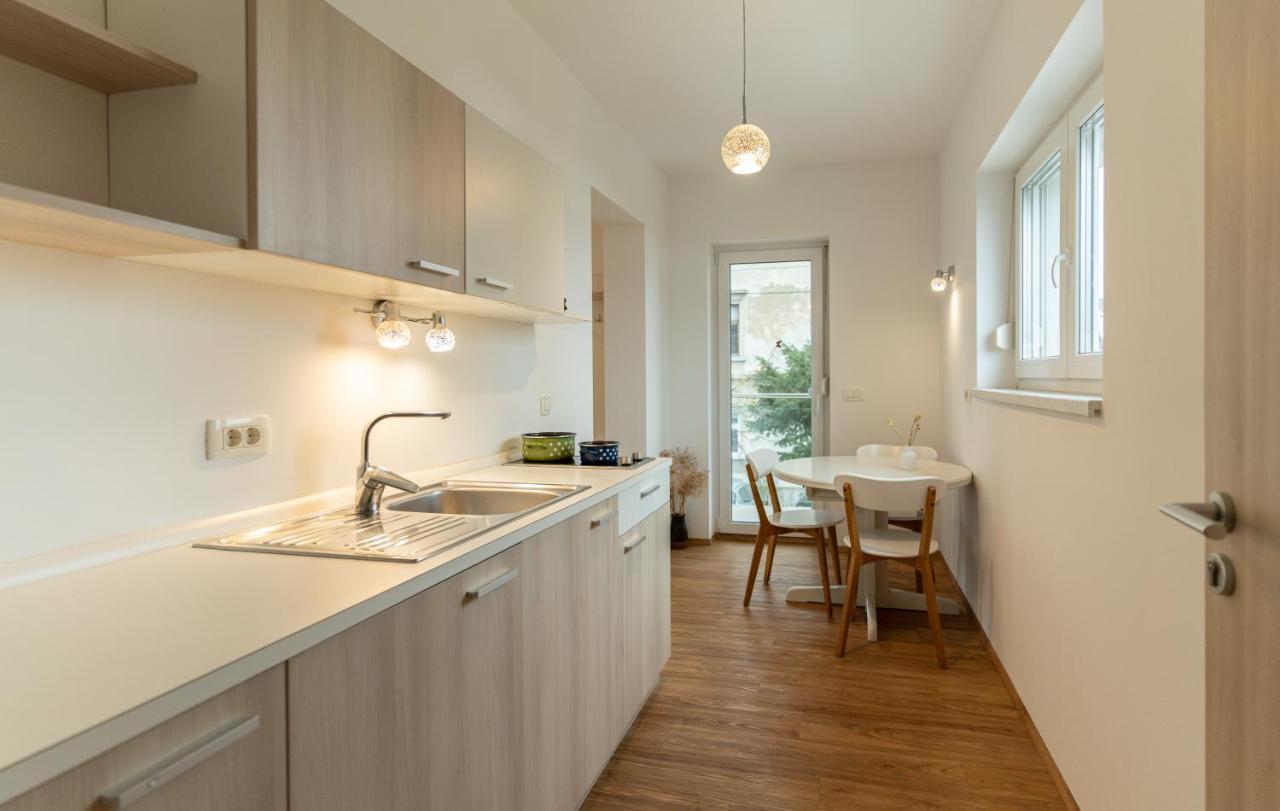 Accommodation Baron Ljubljana Kültér fotó