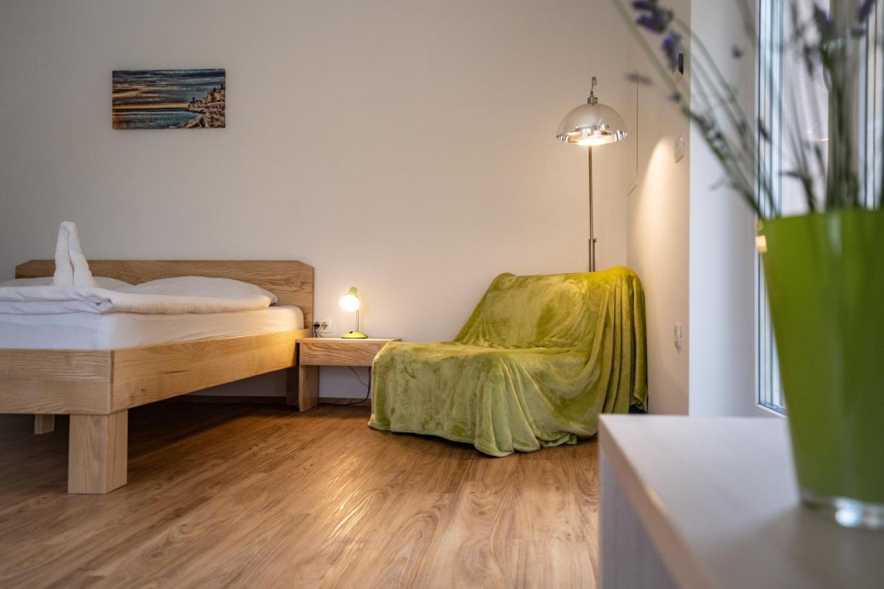 Accommodation Baron Ljubljana Kültér fotó