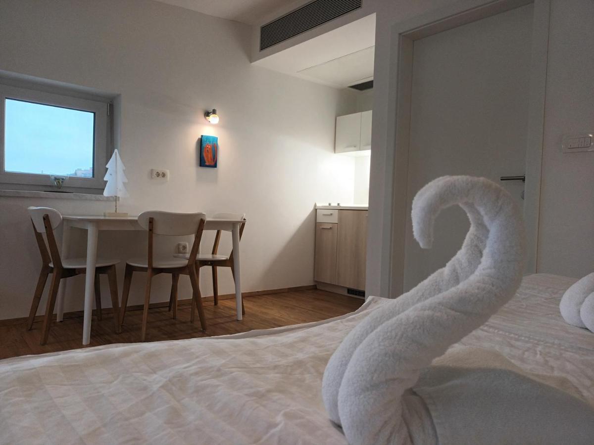 Accommodation Baron Ljubljana Kültér fotó