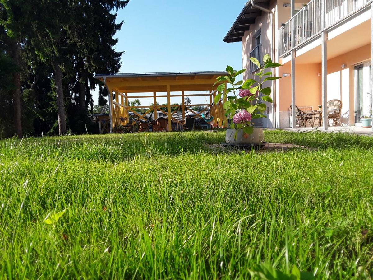 Accommodation Baron Ljubljana Kültér fotó